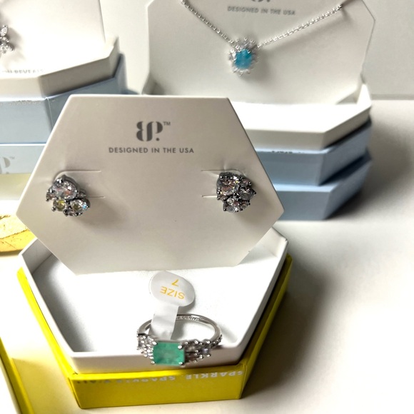 Bomb Party OG LOT- 3 Earrings,Necklaces And 3 Size 7 Rings - Picture 7 of 11